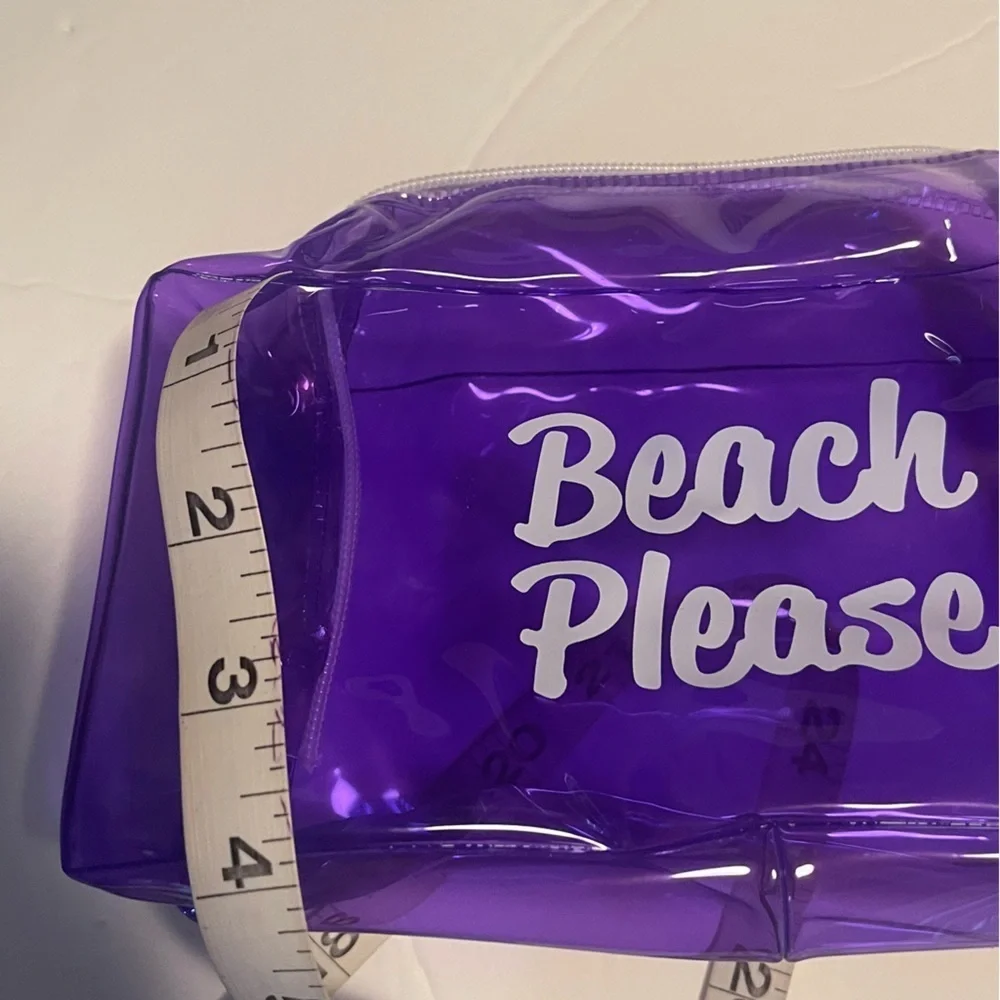 Greenbrier International cosmetic bag